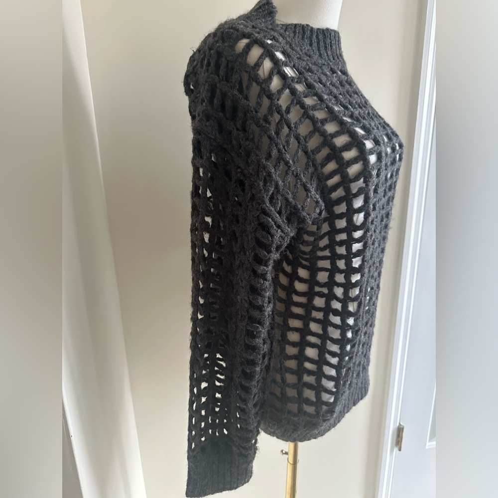 NWOT Urban Outfitters Gray Sweater- Small - Picture 3 of 7